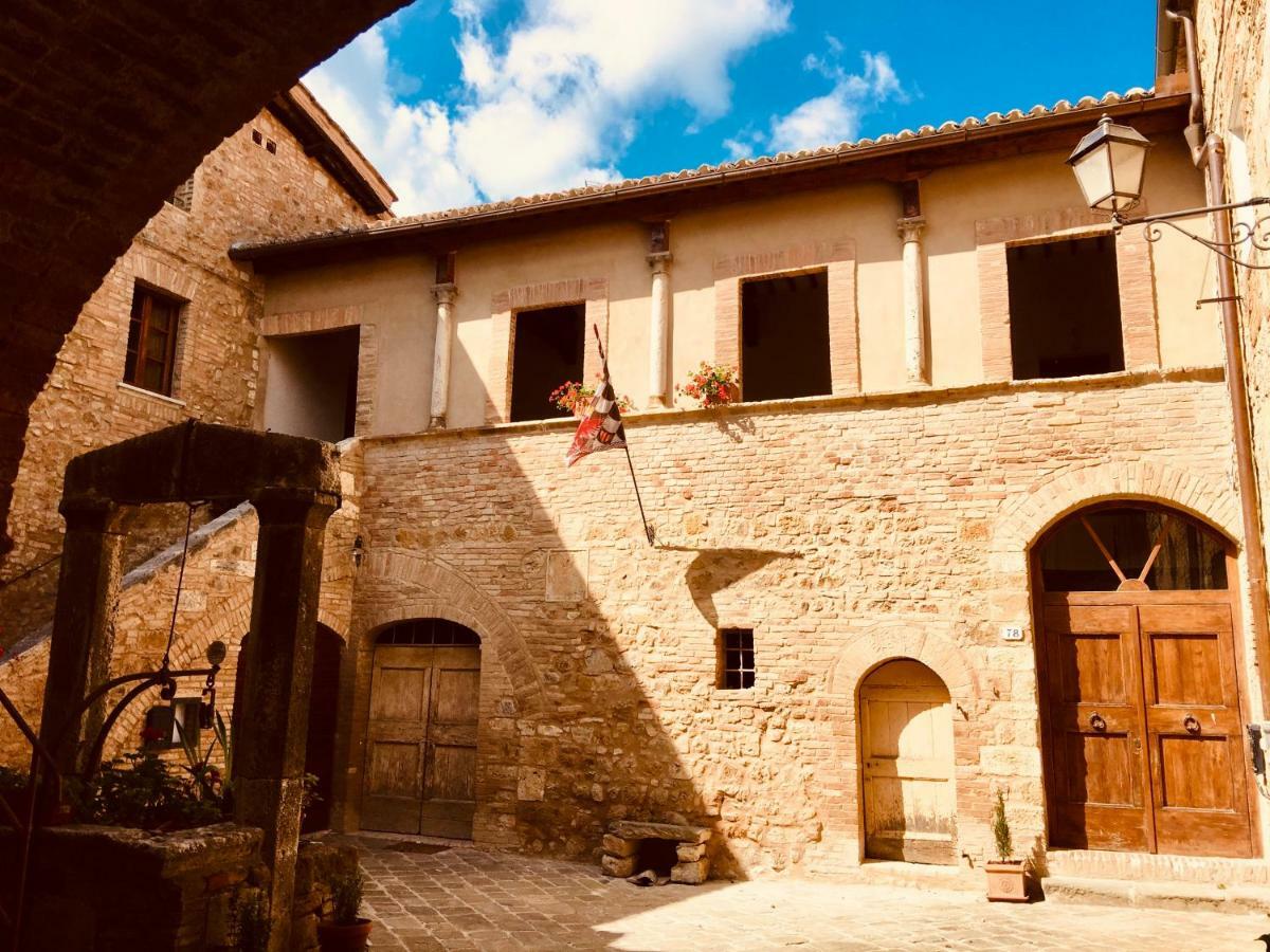 Locanda della Scala San Quirico dʼOrcia Esterno foto